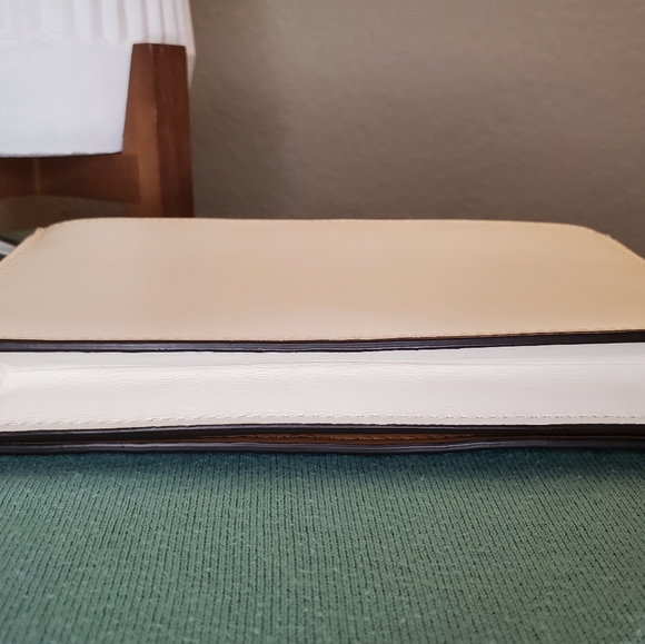 Coach Hayden Crossbody with Ombre Quilting - Picture 4 of 8